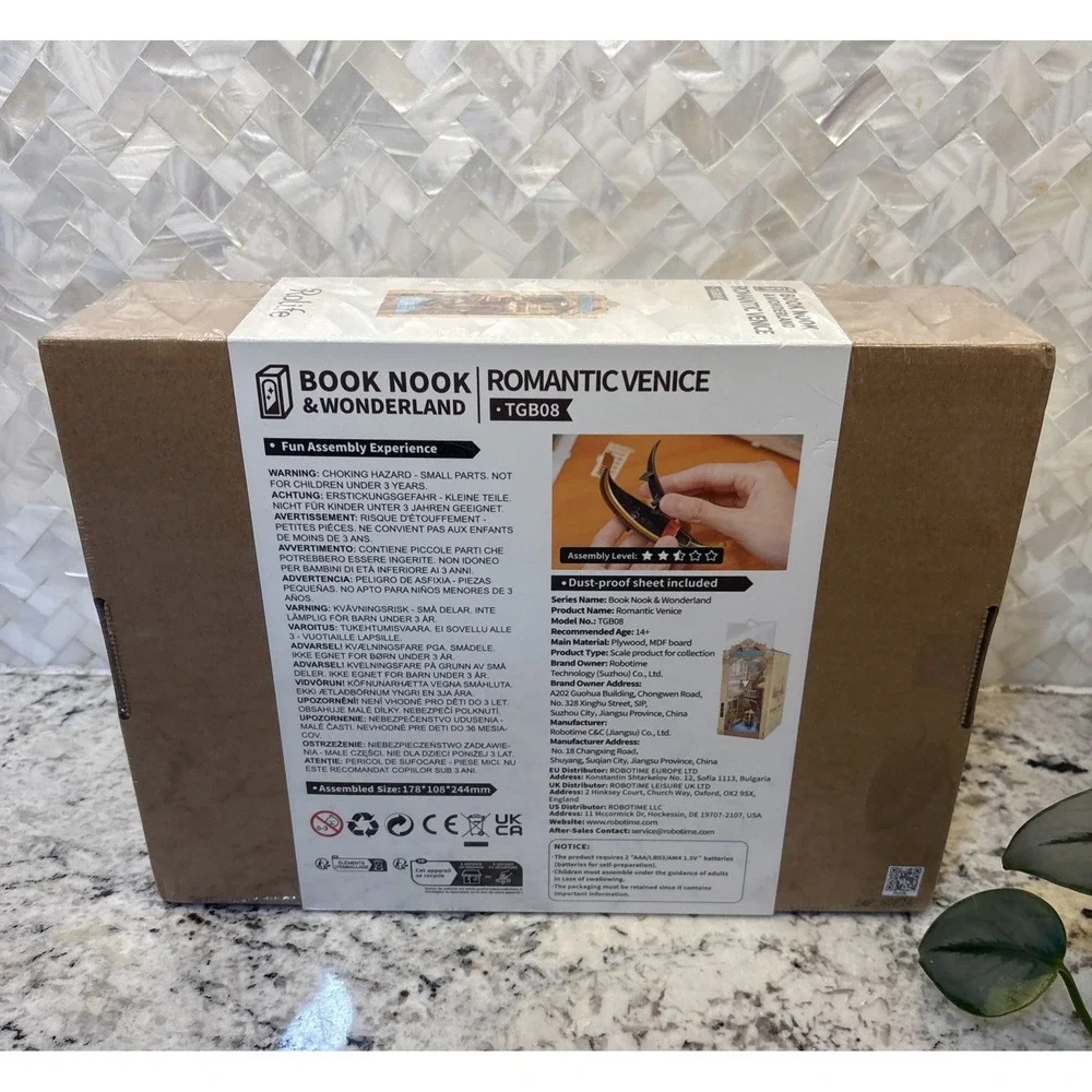 Rolife 3D Wooden Book Nook &‎ wonderland Kit DIY Miniature Venice LED Bookshelf